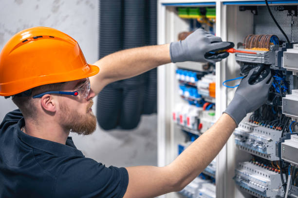 Best Electrical Contractors for Businesses  in Lasalle, IL